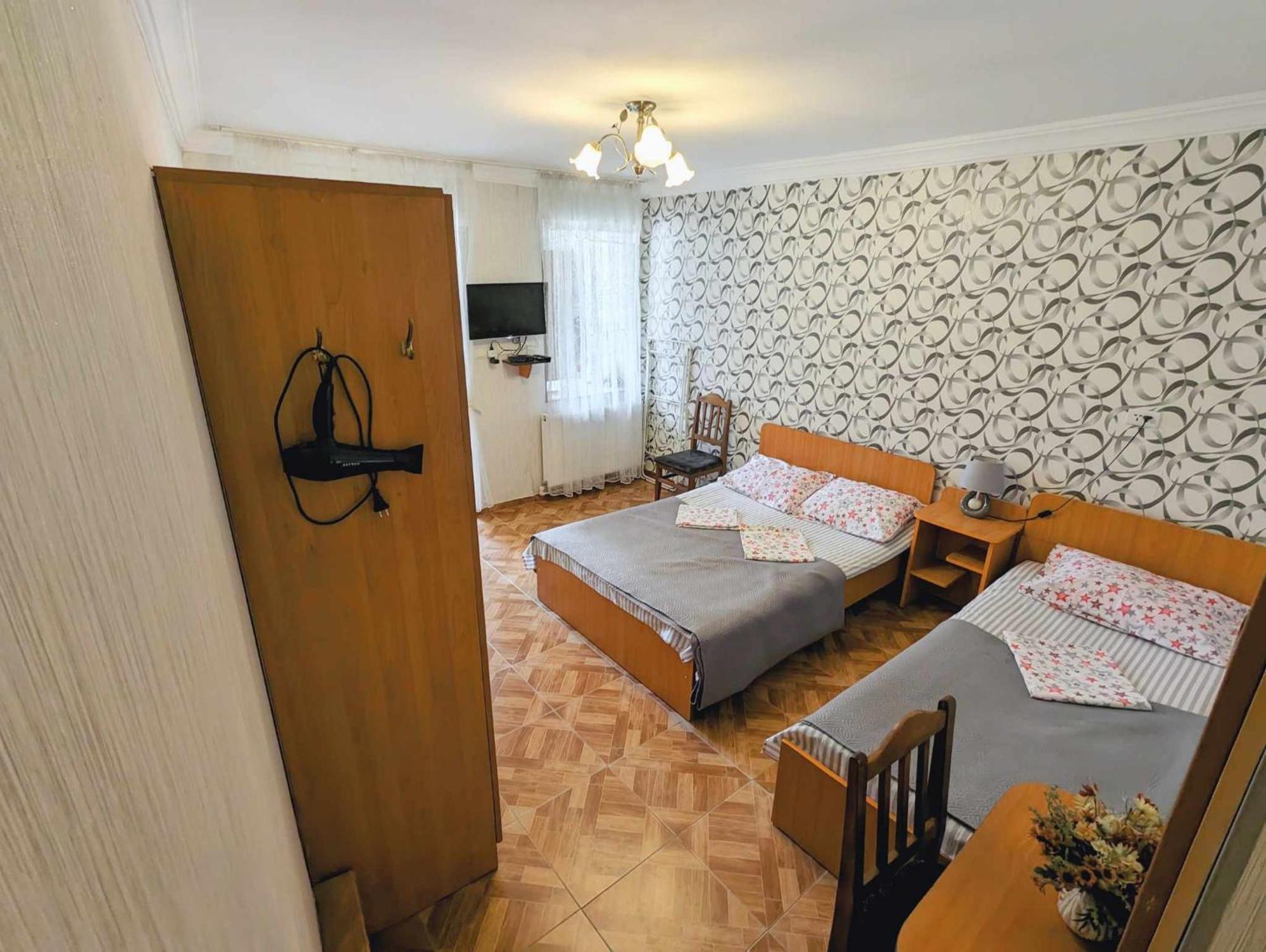 Paata'S Guesthouse Боржоми Экстерьер фото